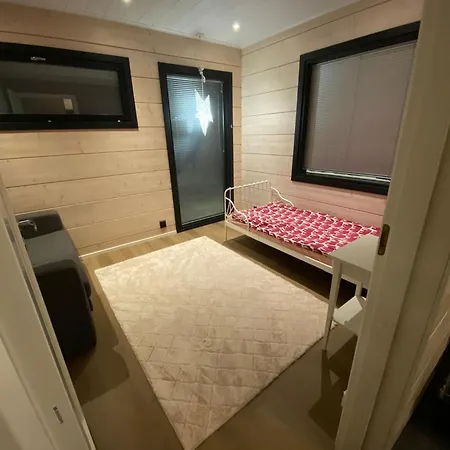 Villa New Beautiful Loghouse Near To Levi *